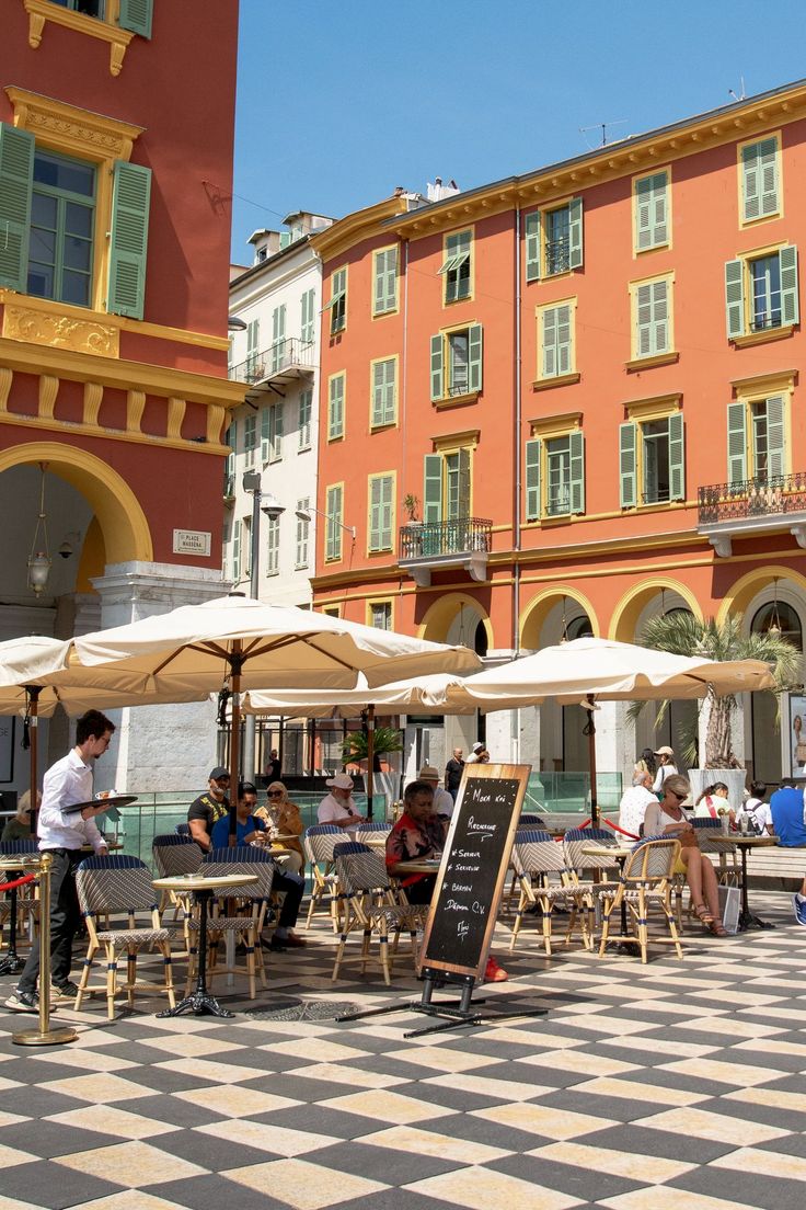 Ницца — Старый город: рынки, узкие улицы, вечерний Grand Café